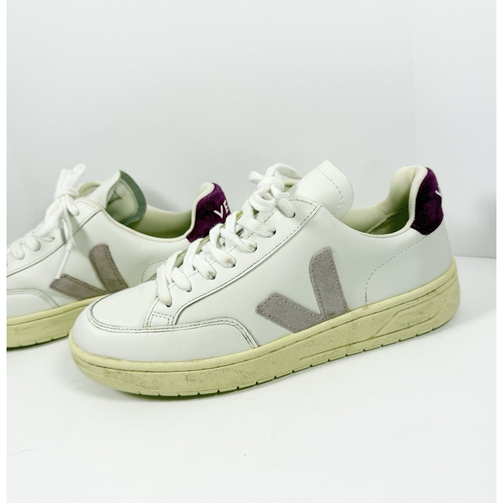 Veja V-12 Leather Low Top Sneaker White Leather Lace Up Magenta Preppy Size 8/39